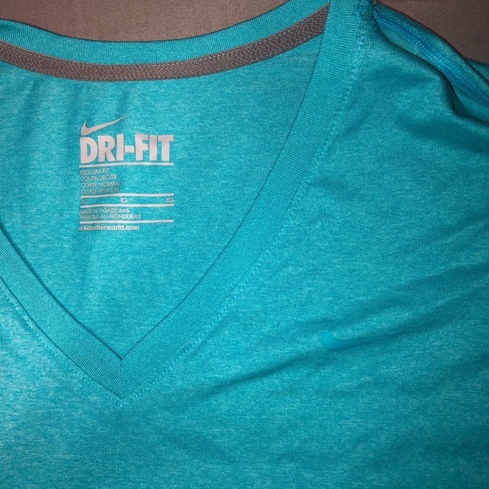 Nike long sleeve T-shirt
